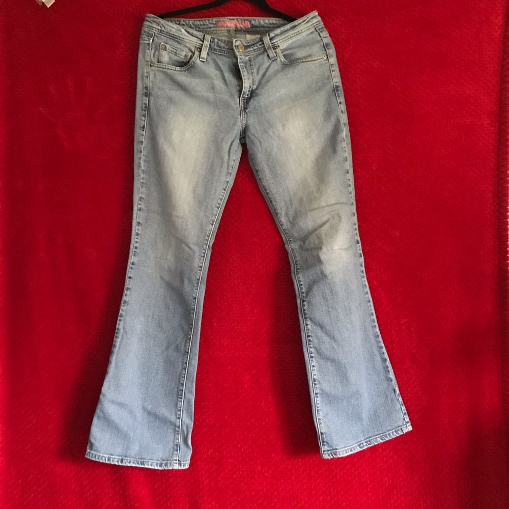 Levi’s Brand 11 jrs